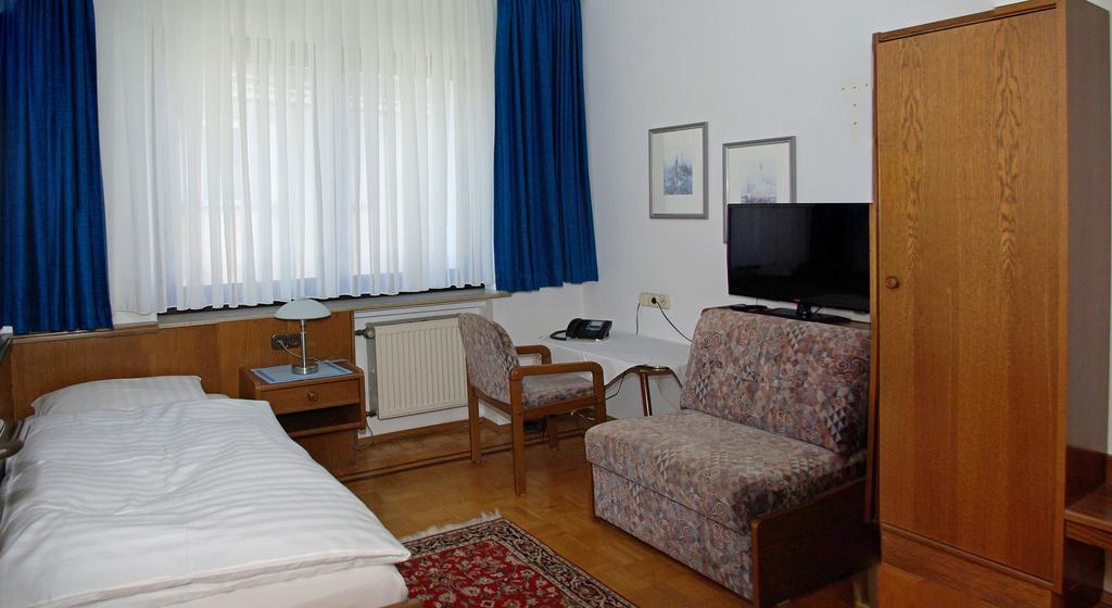 Hotel Alte Bruecke Bad Homburg vor der Höhe Pokój zdjęcie